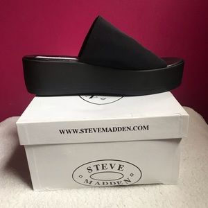 Steve Madden Slinky Platform Sandals